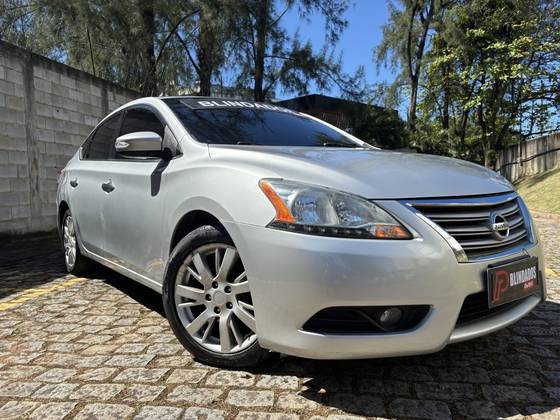 NISSAN SENTRA 2.0 SV 16V FLEX 4P AUTOMÁTICO